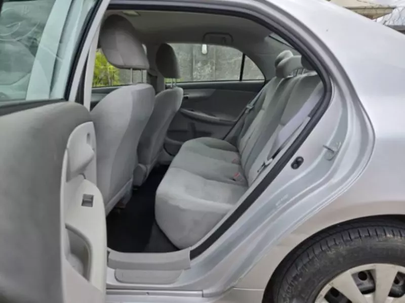 Toyota Corolla   - 2010