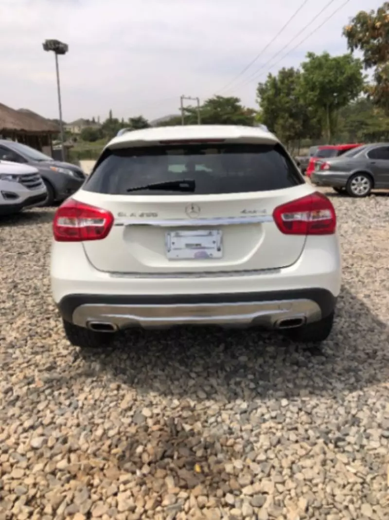 Mercedes-Benz GLA 250