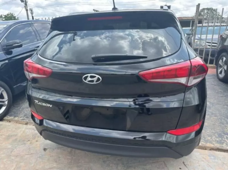Hyundai TUCSON   - 2017