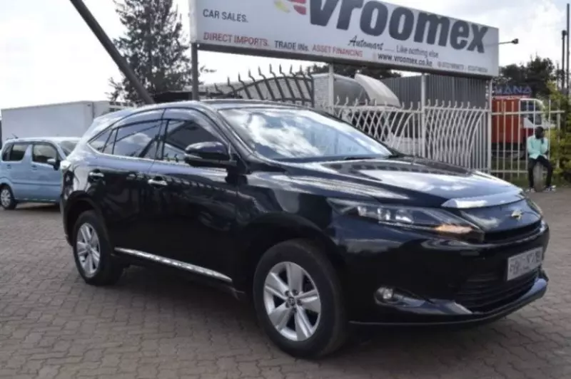 Toyota Harrier   - 2015