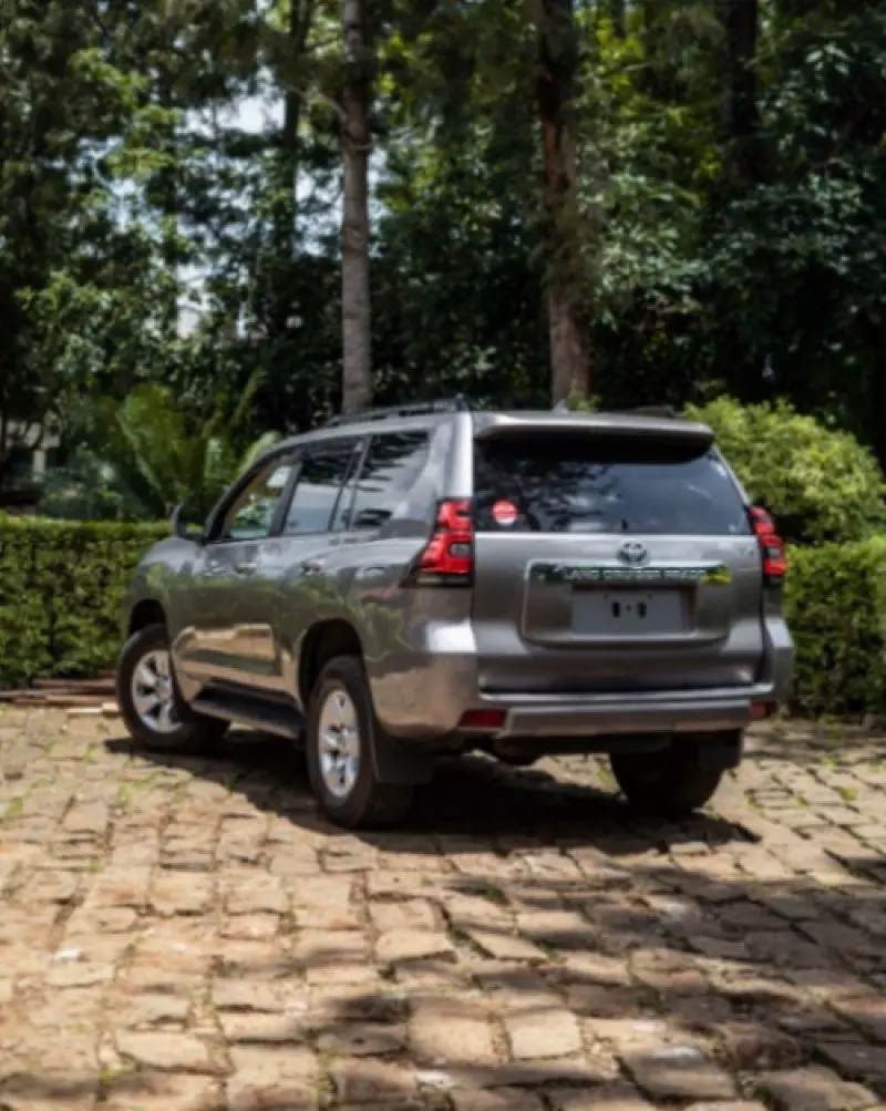 Toyota Landcruiser Prado   - 2019