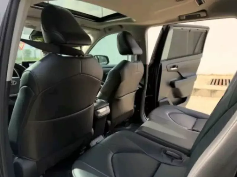 Toyota Highlander   - 2023