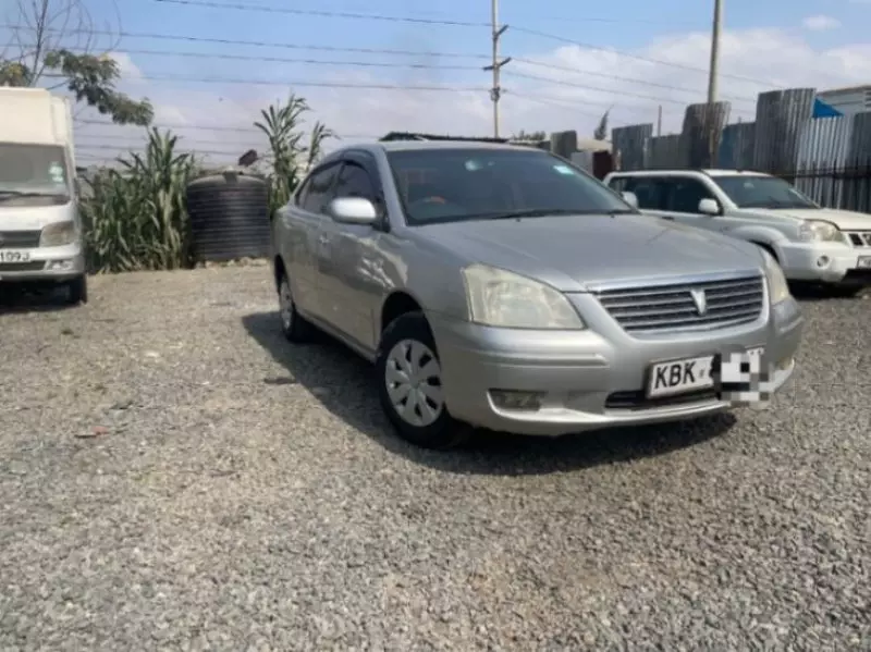 Toyota Premio    - 2010