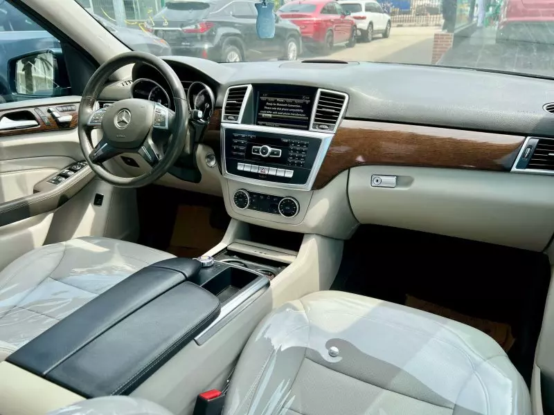 Mercedes-Benz ML 350   - 2015