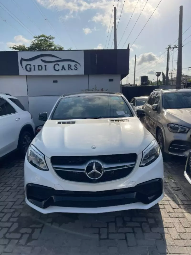 Mercedes-Benz GLE-Class   - 2017