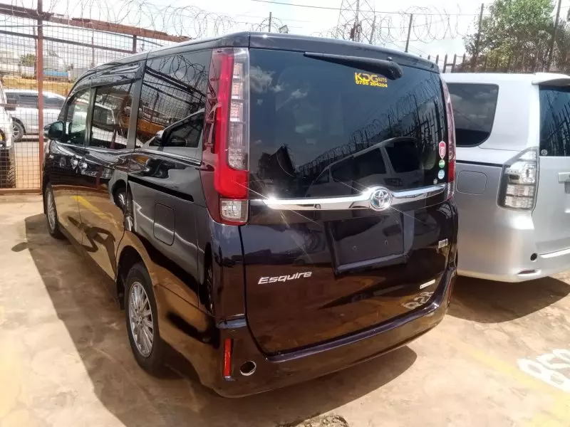 Toyota esquire