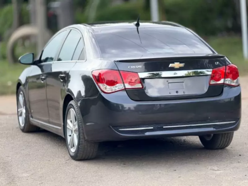 Chevrolet Cruze   - 2014