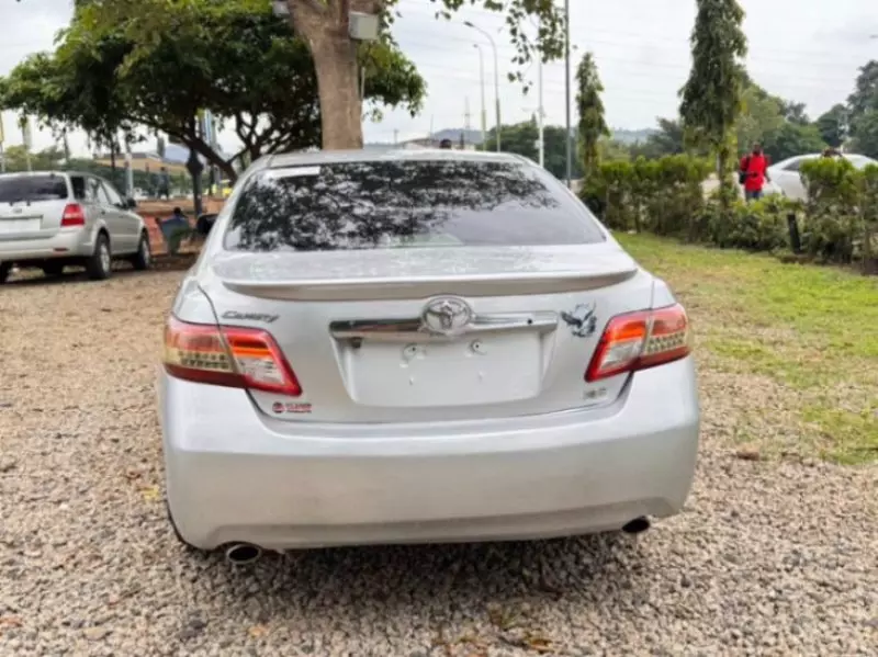 Toyota Camry   - 2007