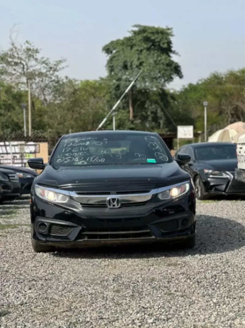 Honda Civic   - 2017