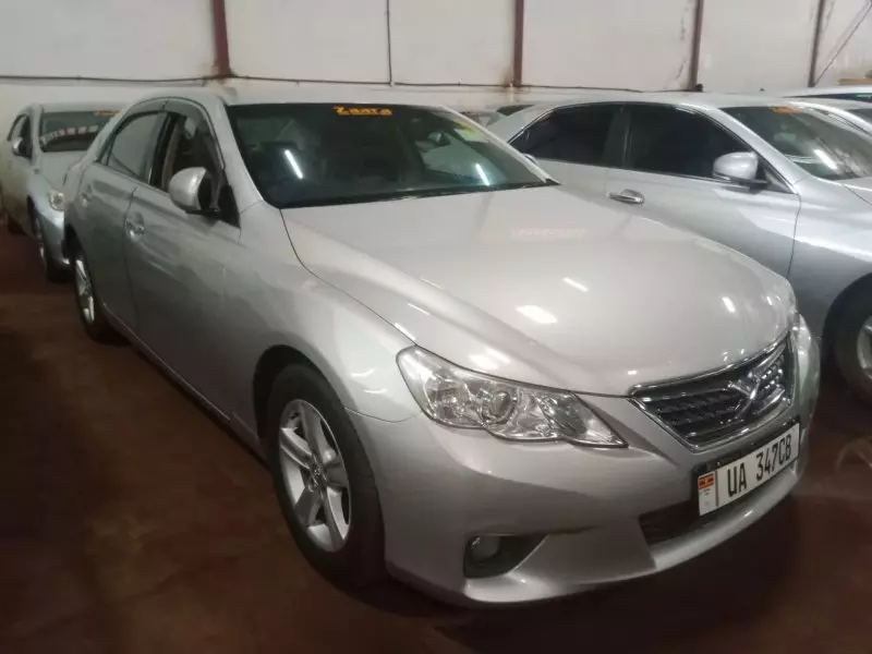Toyota Mark X   - 2011