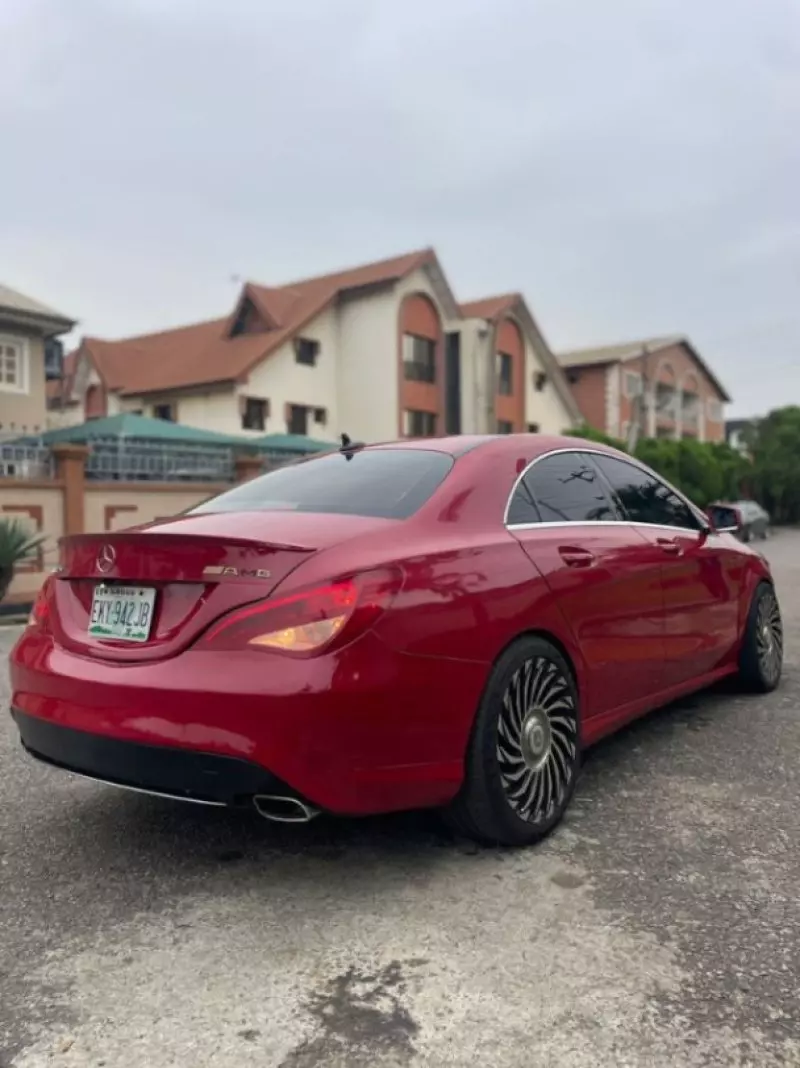 Mercedes-Benz CLA 250   - 2014