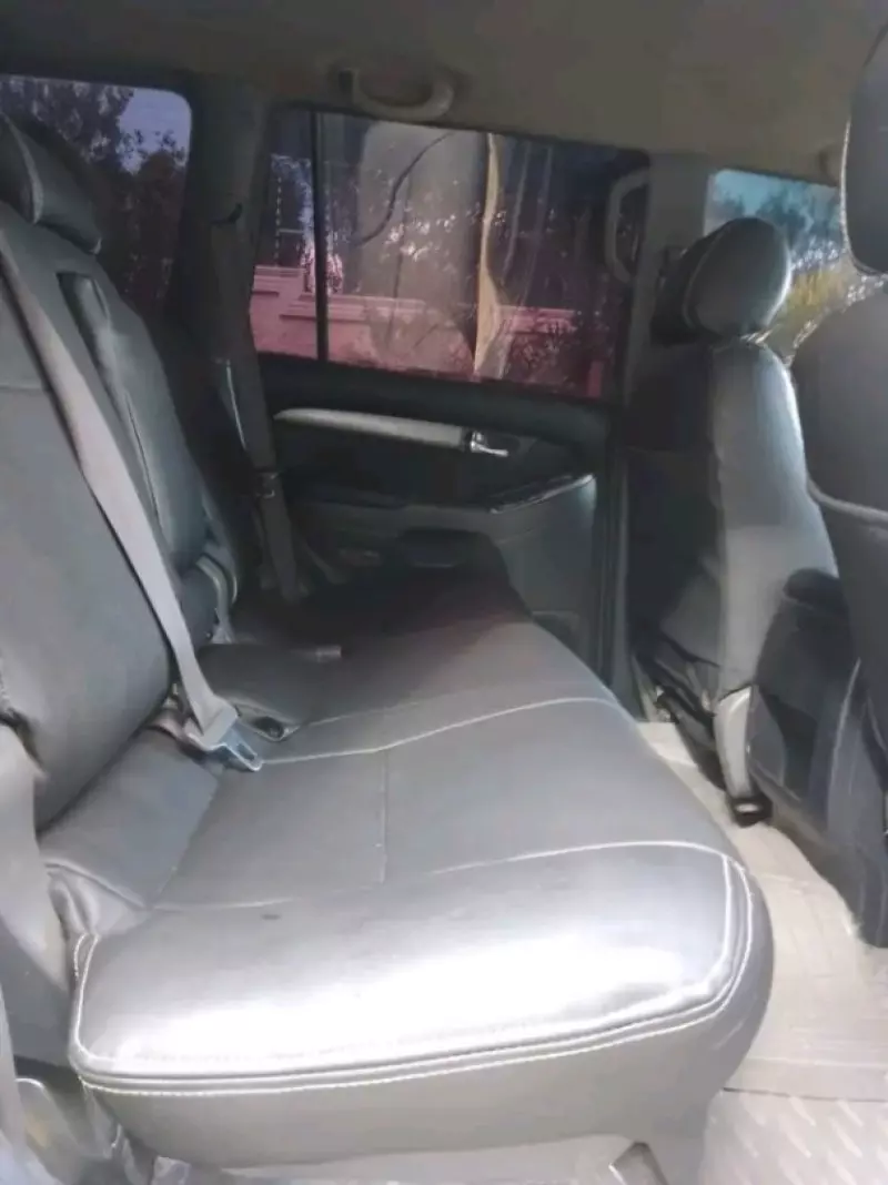 Land Rover Defender - 2009