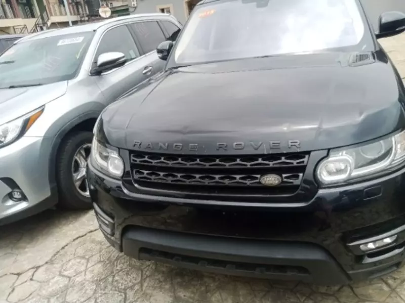 Land Rover Range Rover Sport   - 2015