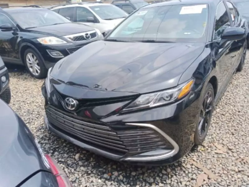 Toyota Camry   - 2022