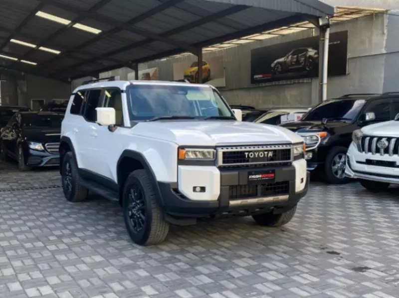 Toyota Landcruiser 300 GXR   - 2023