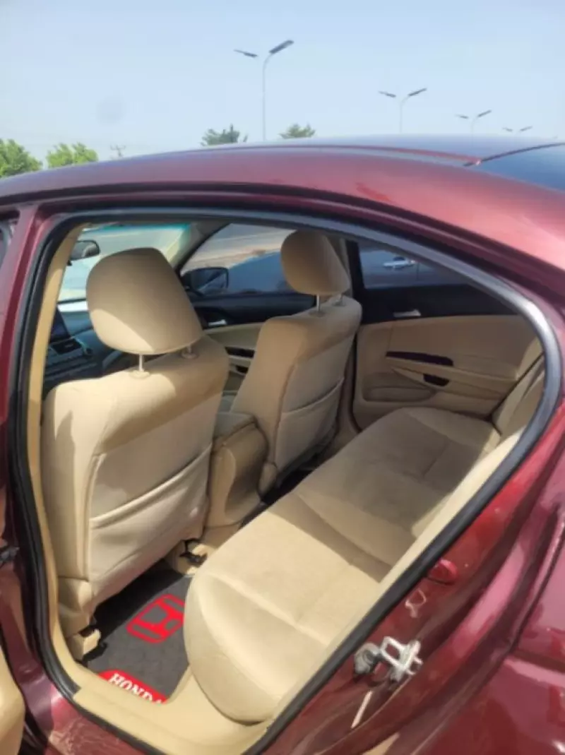 Honda Accord   - 2012