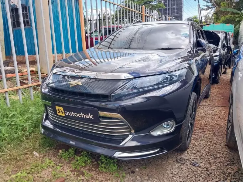 Toyota Harrier   - 2015