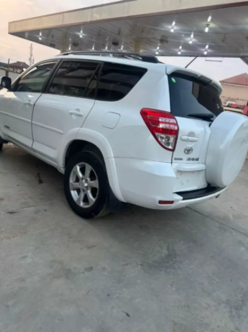 Toyota RAV 4