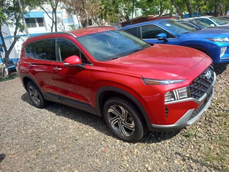 Hyundai Santa Fe   - 2023