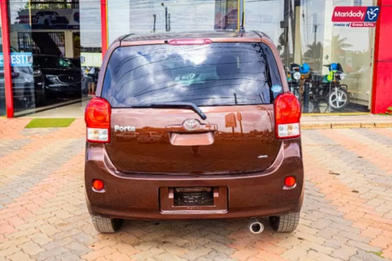 Toyota Porte   - 2017