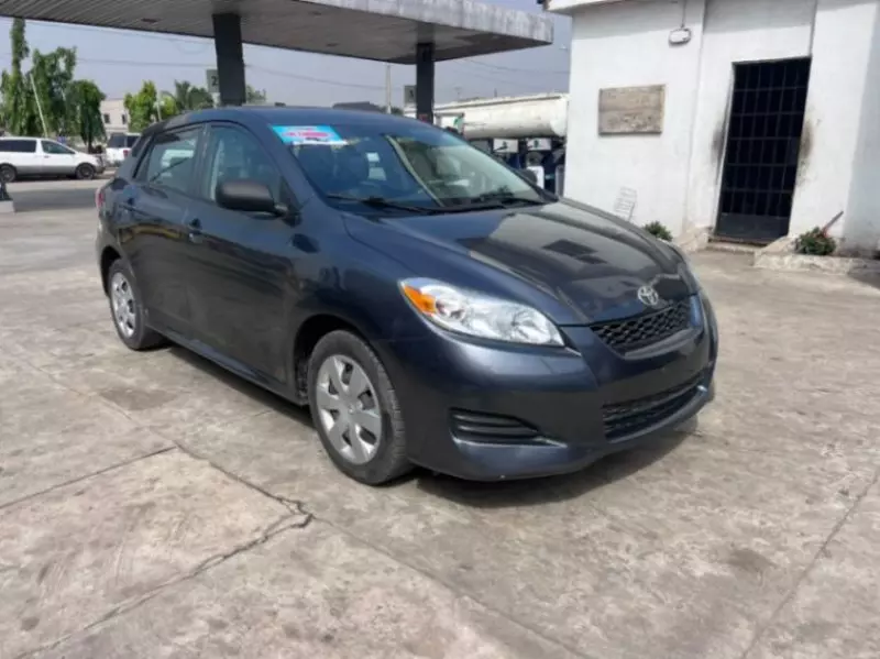 Toyota Corolla Matrix   - 2010