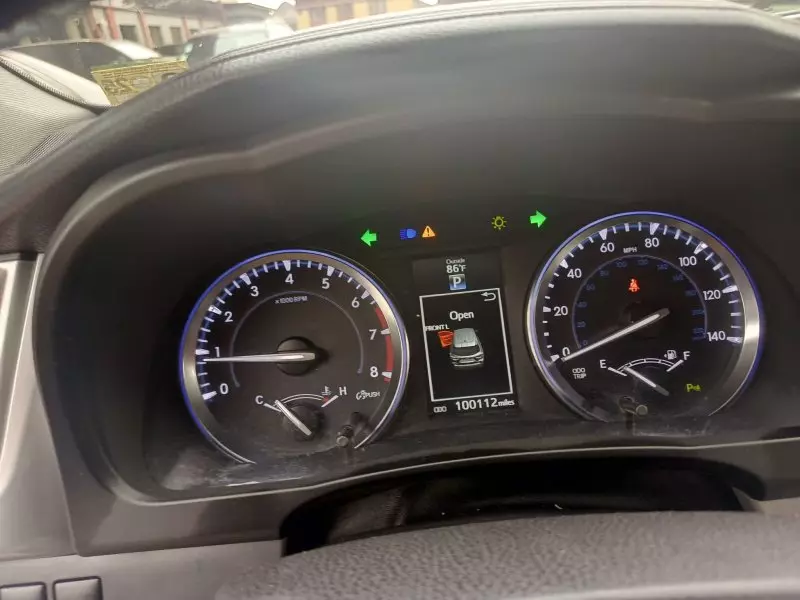 Toyota Highlander   - 2015