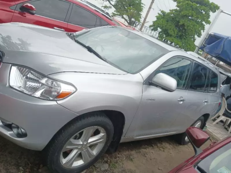 Toyota Highlander   - 2008