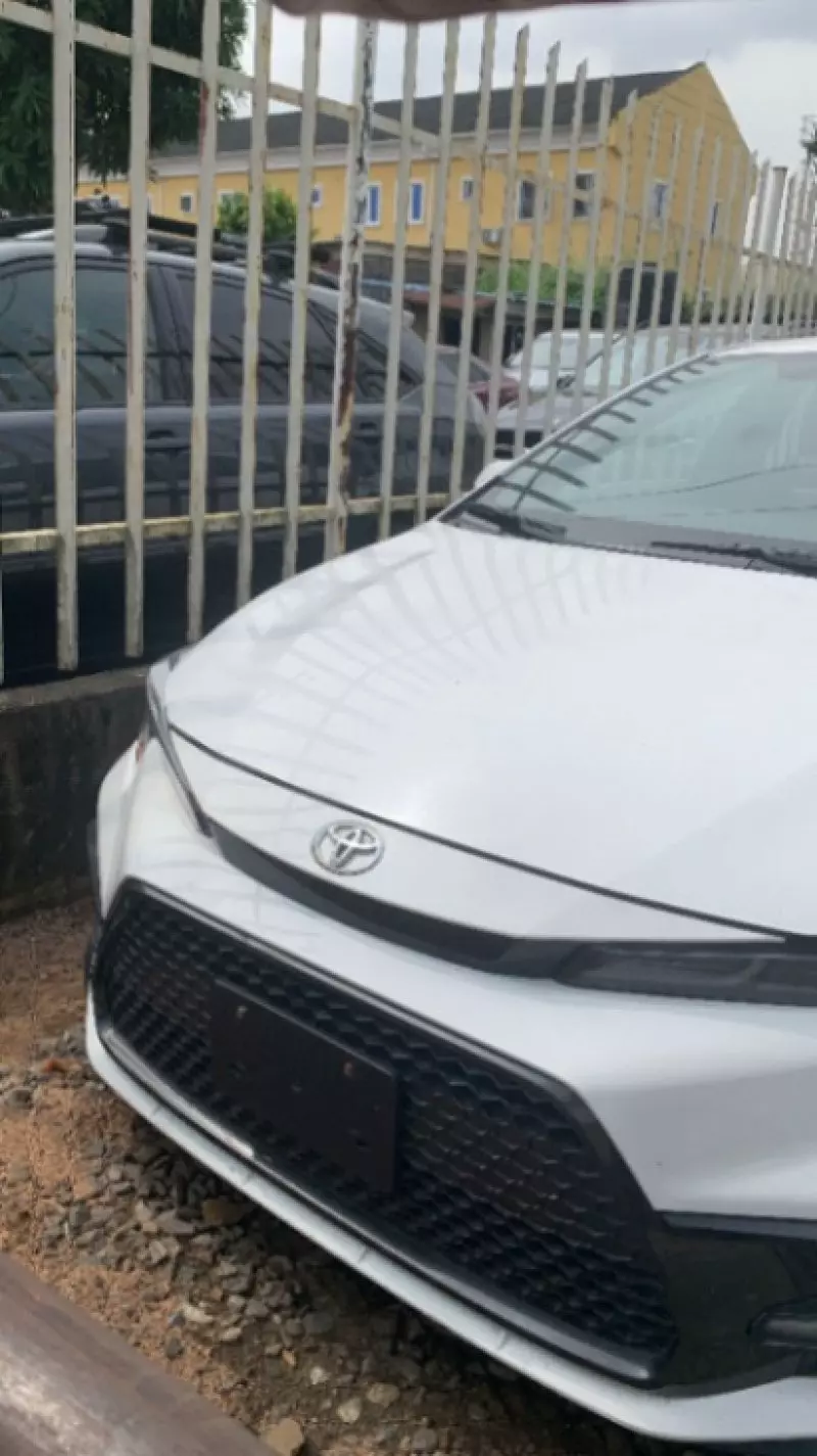 Toyota Land Cruiser GXR