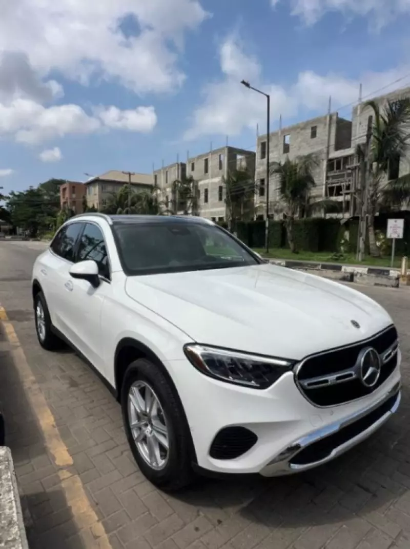 Mercedes-Benz GLC 300 - 2025
