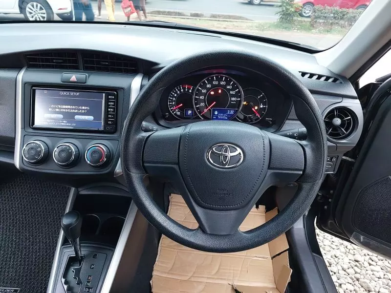 Toyota Corolla   - 2013