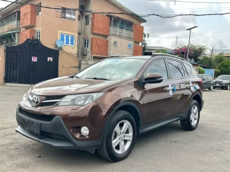 Toyota RAV 4   - 2014