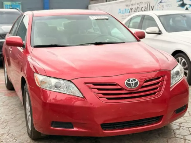 Toyota Camry   - 2007