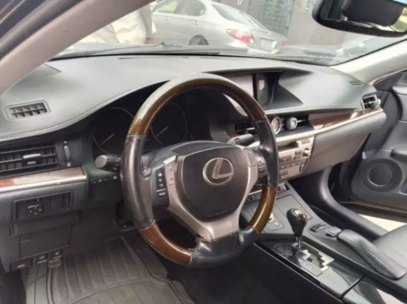 Lexus ES 350   - 2014