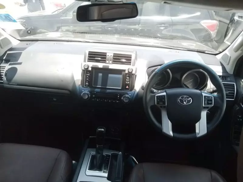 Toyota Landcruiser Prado   - 2016
