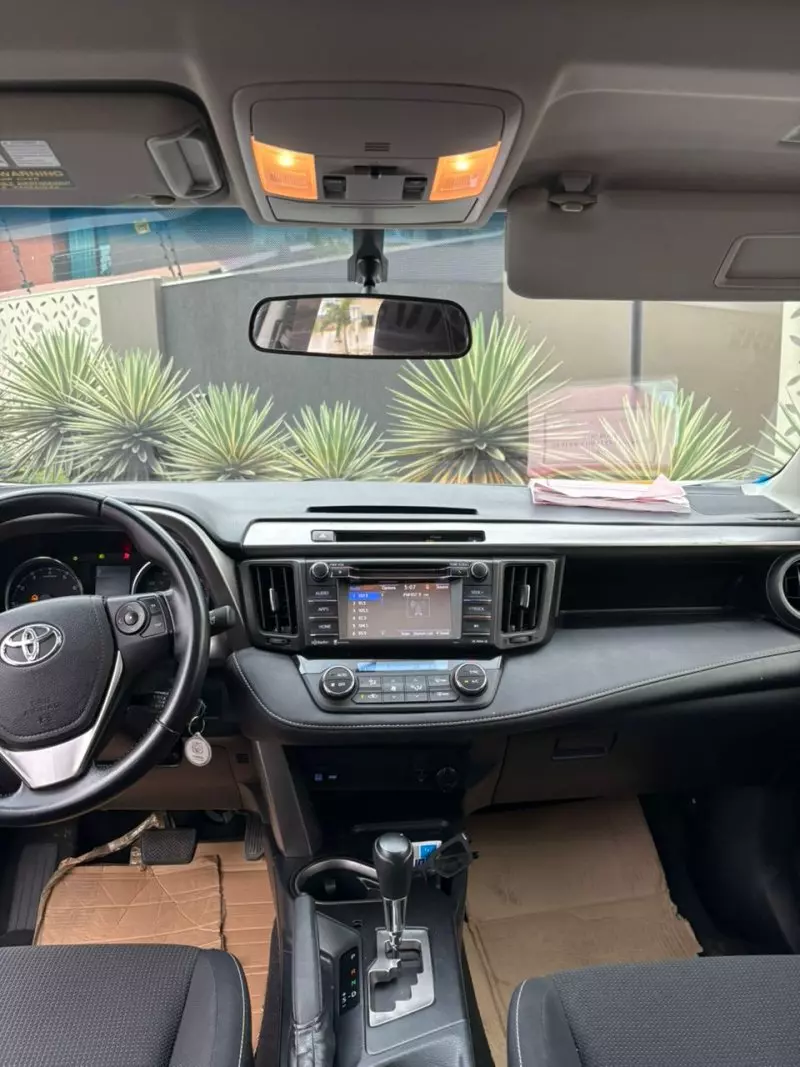 Toyota RAV 4   - 2016
