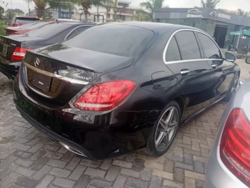 Mercedes-Benz C 300   - 2016