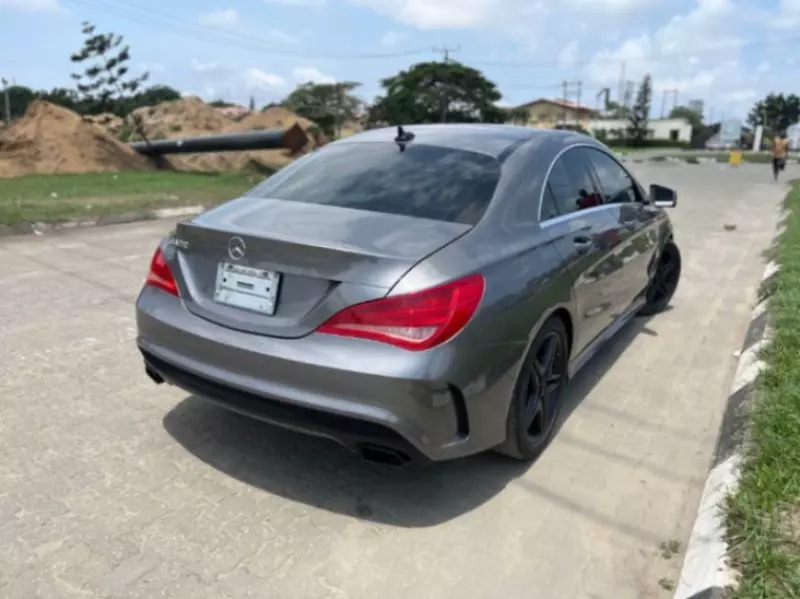 Mercedes-Benz CLA 220   - 2014