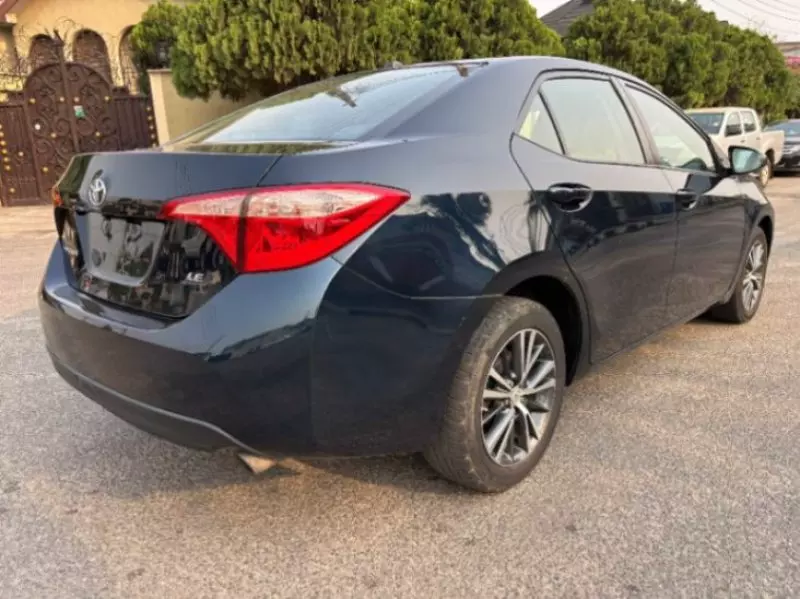 Toyota Corolla   - 2018