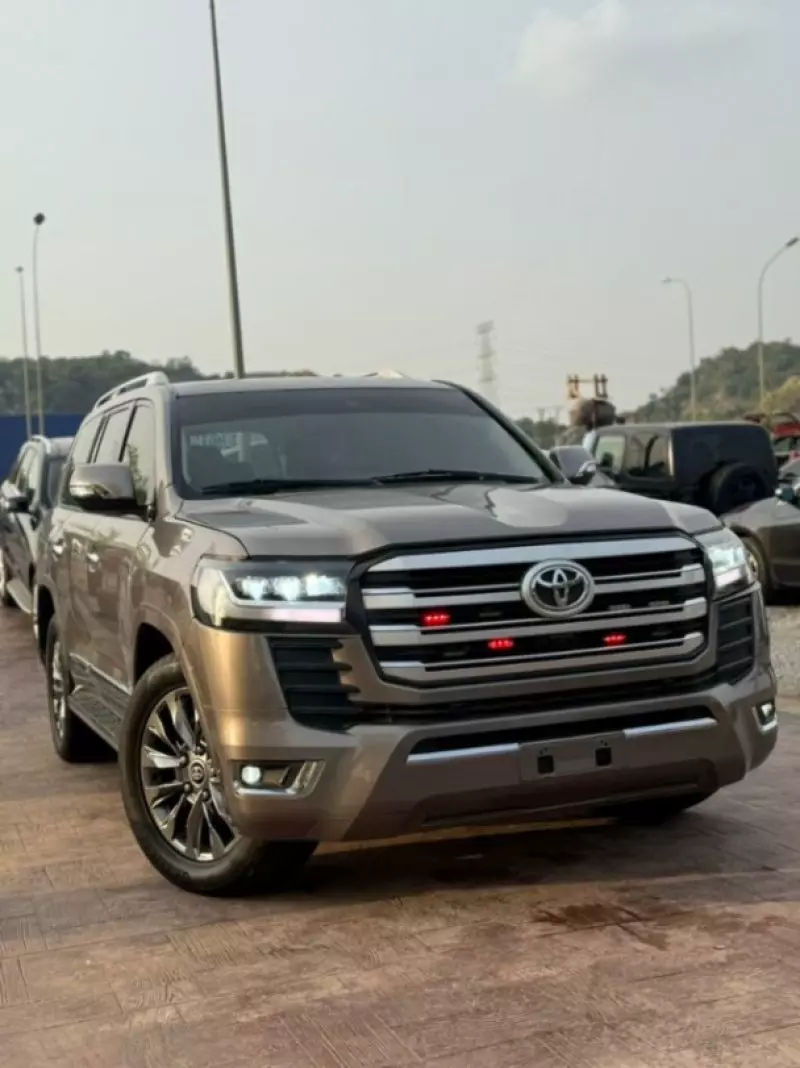 Toyota Land Cruiser   - 2008