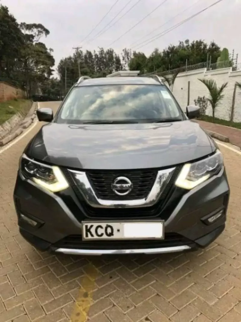 Nissan X-Trail   - 2016