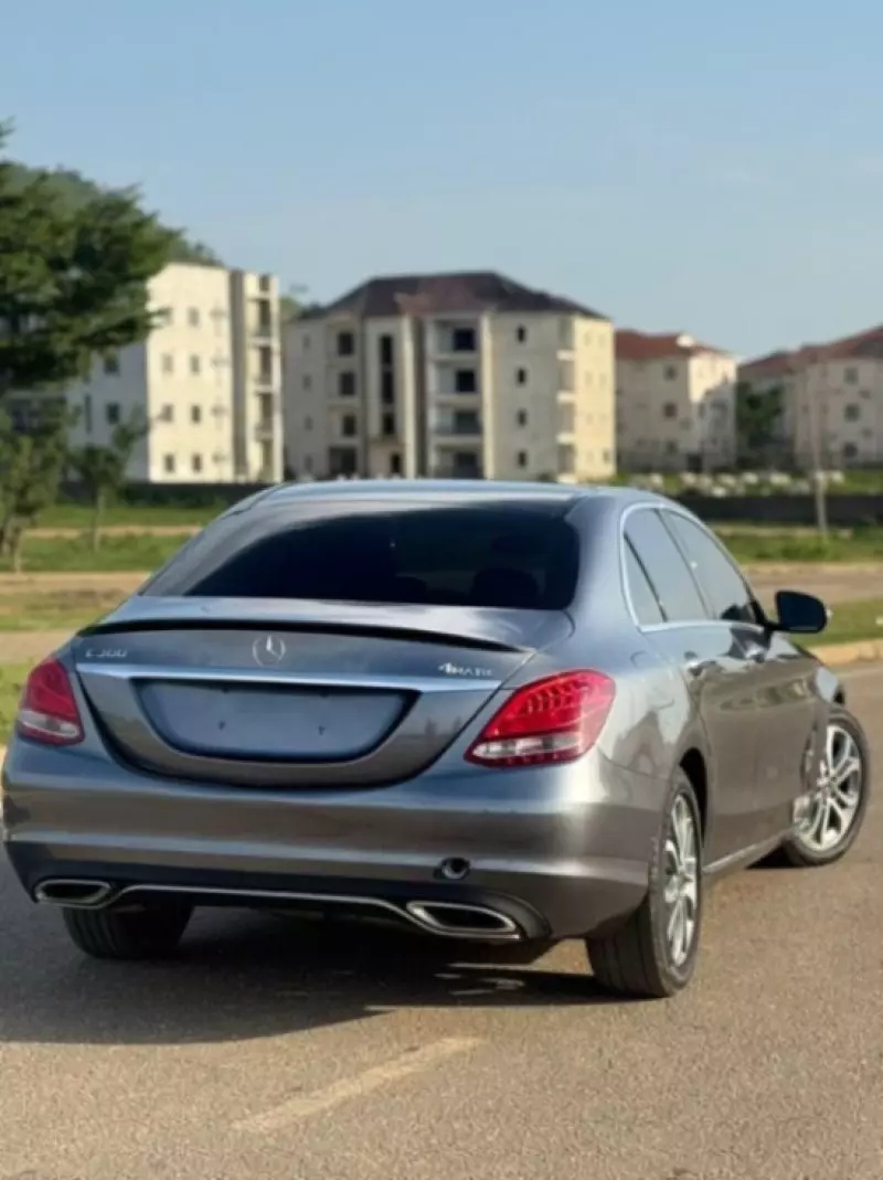 Mercedes-Benz C 300   - 2018