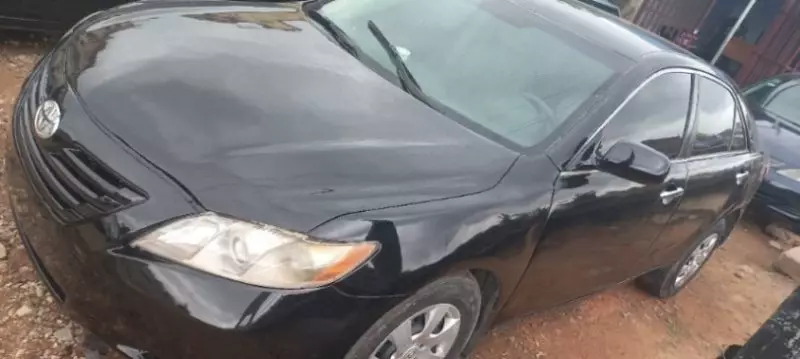Toyota Camry   - 2008