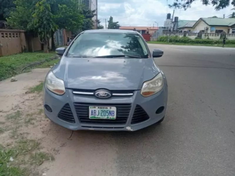 Ford Focus   - 2013