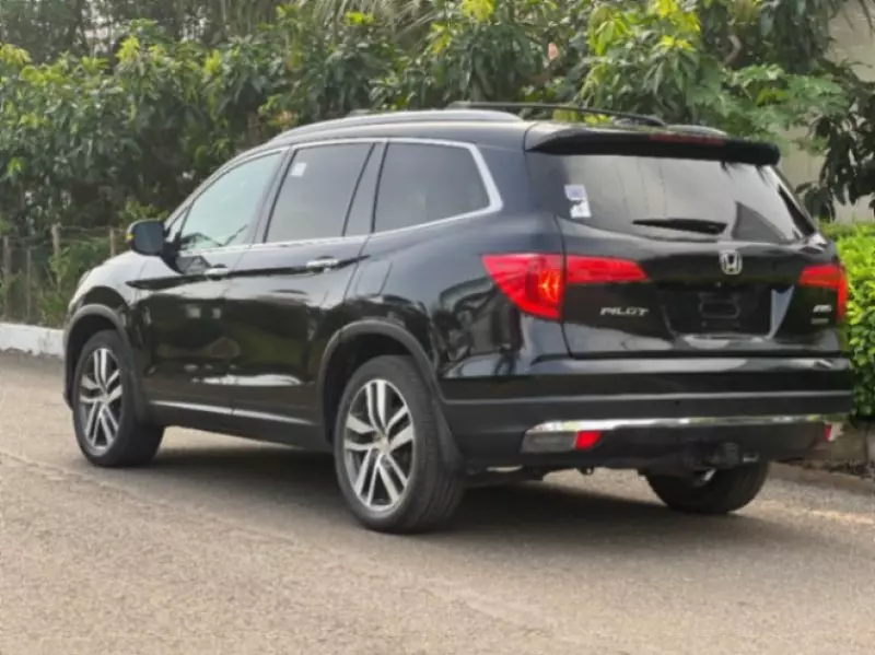 Honda Pilot   - 2016