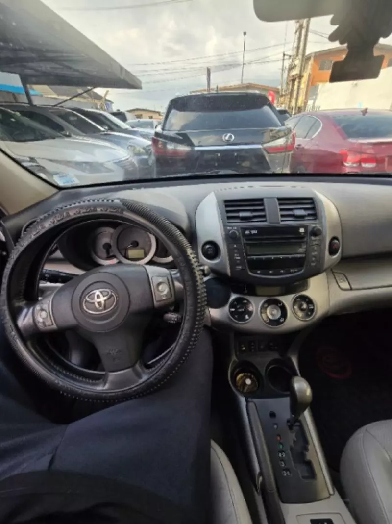 Toyota RAV 4   - 2007