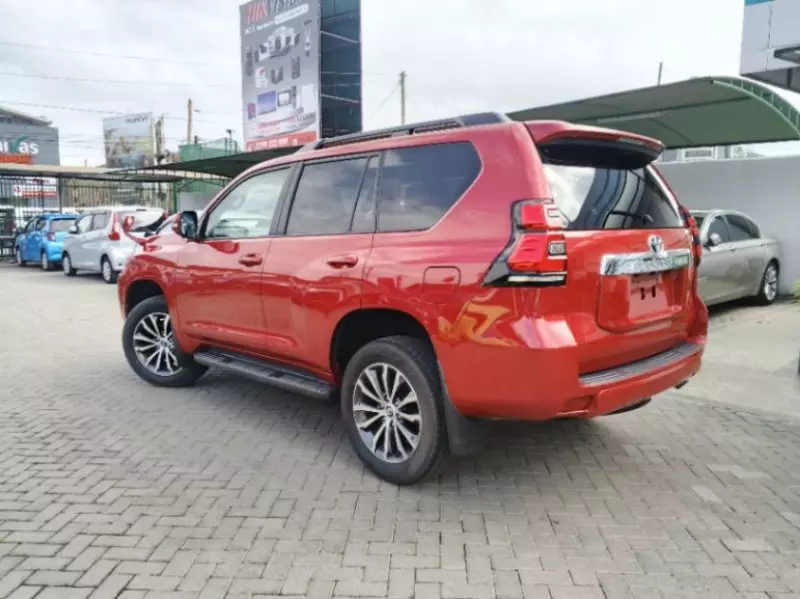Toyota Landcruiser Prado   - 2018