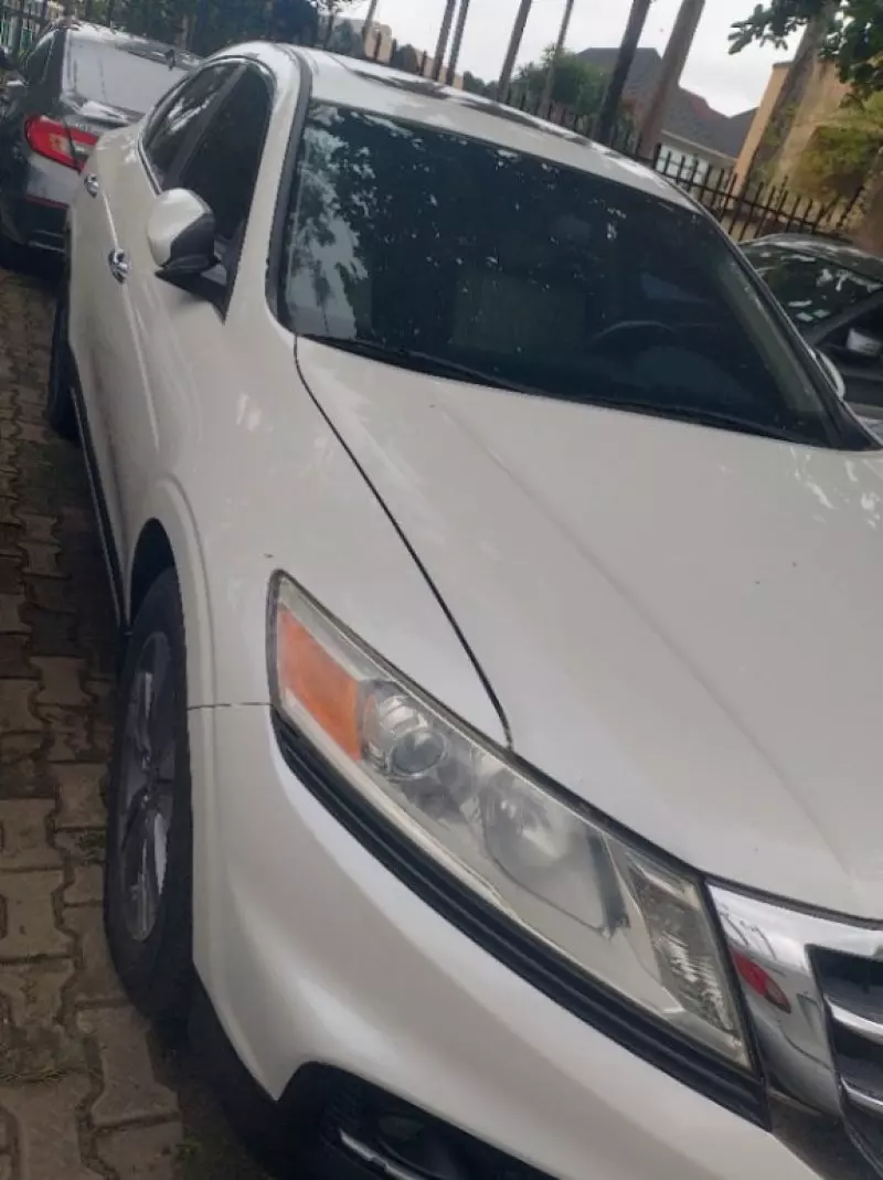Honda Crosstour   - 2013