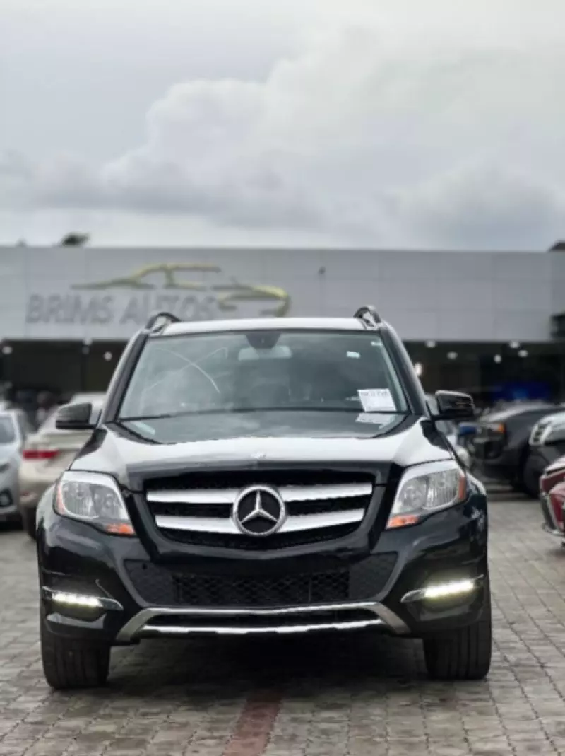 Mercedes-Benz GLK 350   - 2014