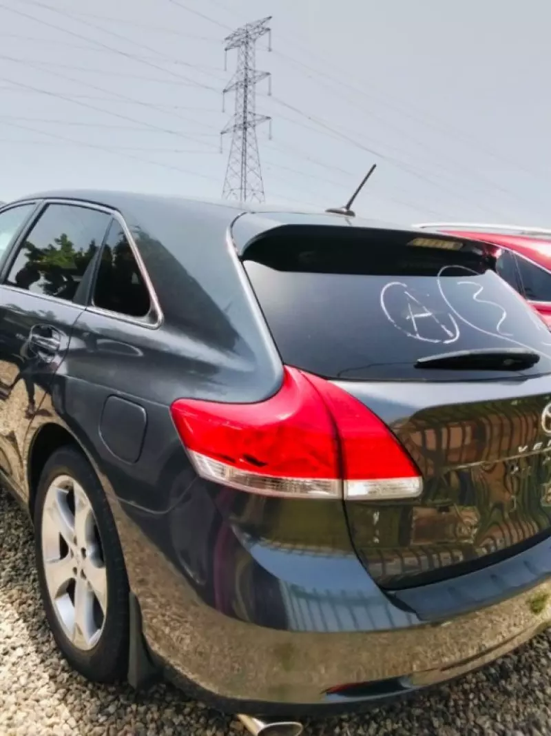 Toyota Venza   - 2010