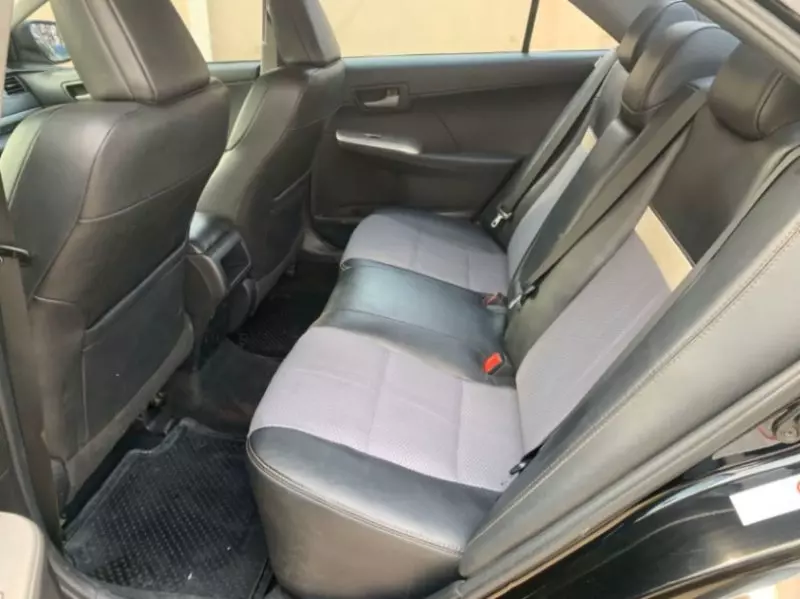 Toyota Camry   - 2012